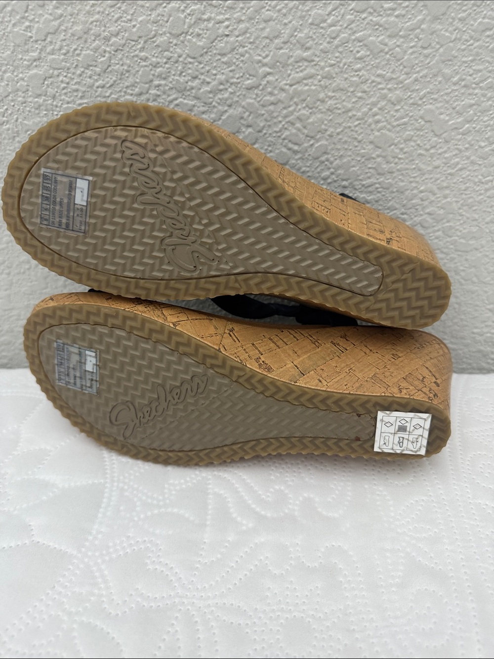 Skechers Beverlee Date Glam Navy Blue Beaded Wedge Comfort Sandals Size 8 - Picture 7 of 10